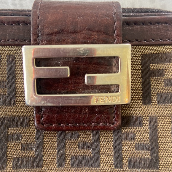 Fendi wallet - Picture 2 of 5